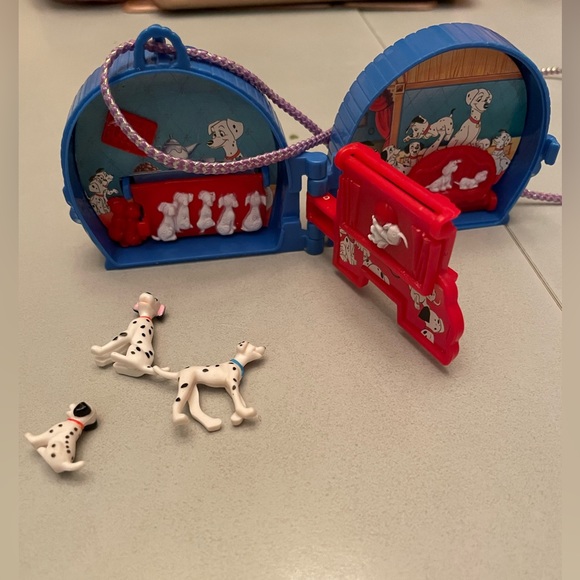 RARE vintage 101 dalmatiens 1995 polly pocket - Picture 2 of 2